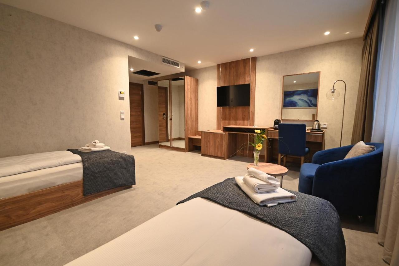 Hotel Foldana Budapest Esterno foto