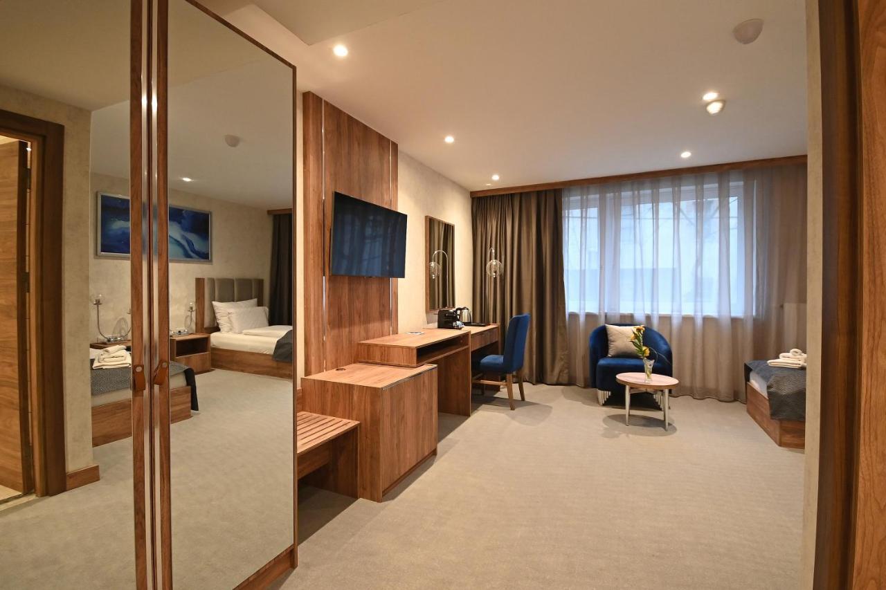Hotel Foldana Budapest Esterno foto